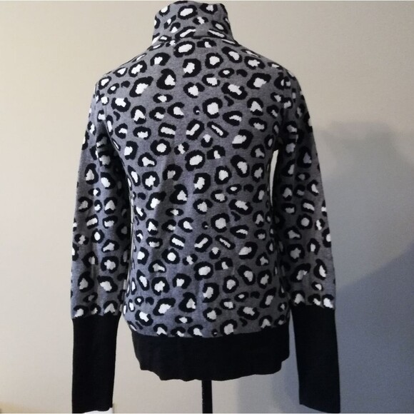 NWT Rachel Zoe Animal Print Leopard Zip down Cardigan Sweater - Picture 6 of 13